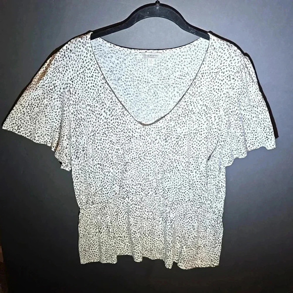 Lucky Brand Tops - Lucky Brand | Top | White & Black | Gathered waist | Size L